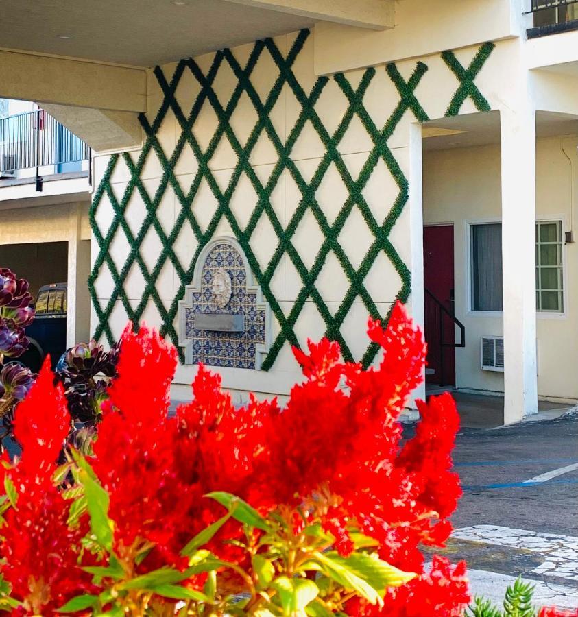 Hotel Villa Serena El Cajon Exterior foto